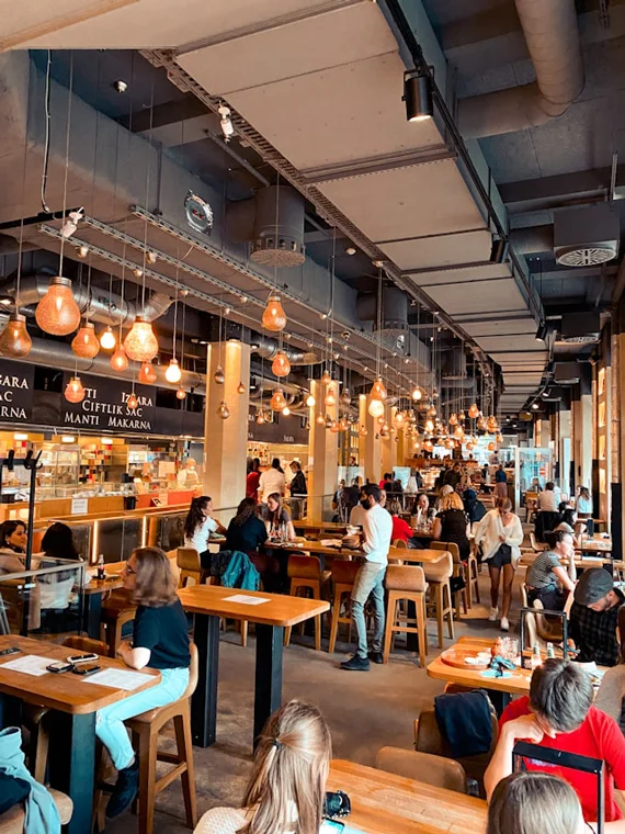 Kovas AI restaurant phone assistant interface